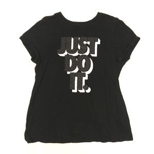 Nike girls athletic cut classic T-shirt